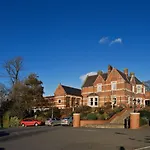 Brandon House Отель