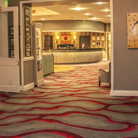 Brandon House Hotel