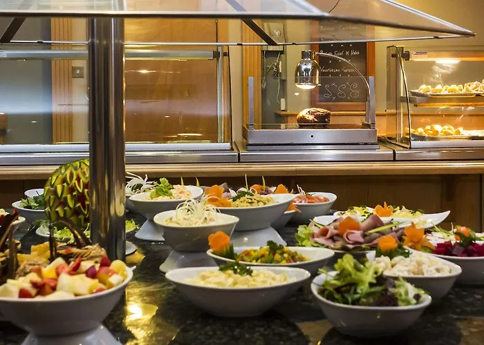 布兰之家酒店 4* 新罗斯