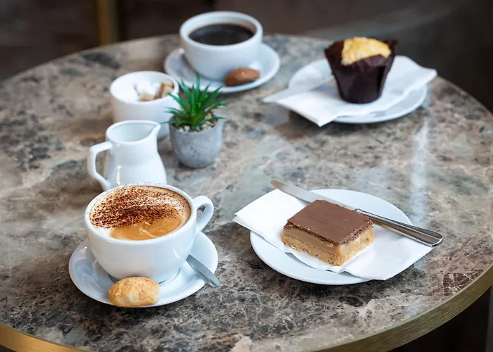 布兰之家酒店 4*